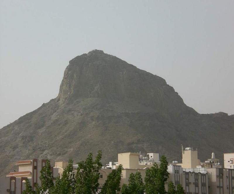 mont-hira-1-7926b6.jpg