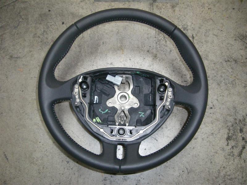 http://img48.xooimage.com/files/c/c/7/volant-canules-006-medium--f8340b.jpg