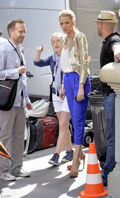 http://img48.xooimage.com/files/a/6/8/gossip_girl_paris2-1e14da9.jpg